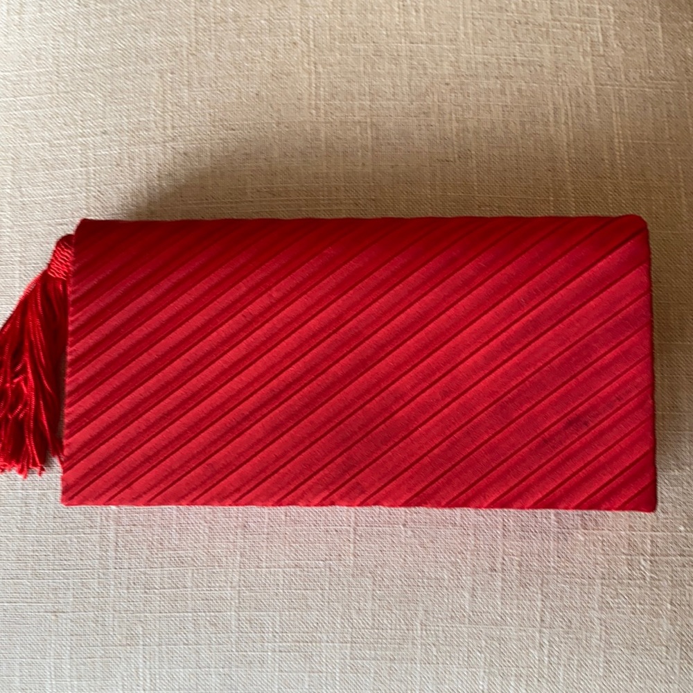 La Regale Clutch - Purse
